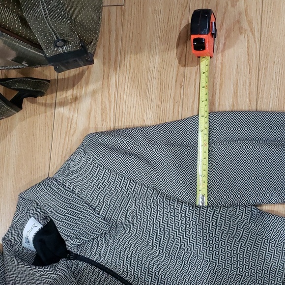 Blaze size 8 - Picture 14 of 16